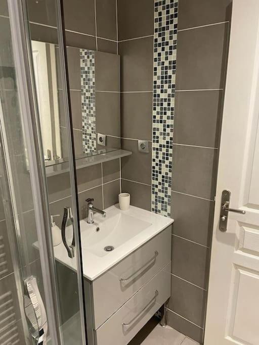 Appartement Chez Tricia Thorigny-sur-Marne Εξωτερικό φωτογραφία